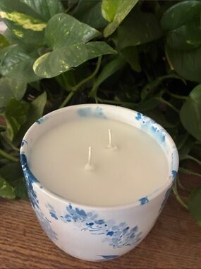 Blue Floral Ceramic Dual-Wick Candle - eucalyptus scented hand poured